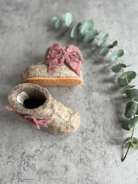 The Derry Style: Handmade Felted Wool Baby Booties For Infants